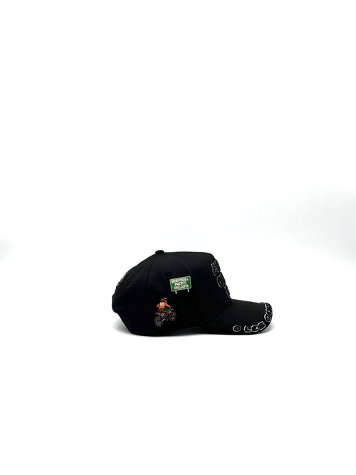 120 HATS   "¿VAN A QUERER MÁS?"