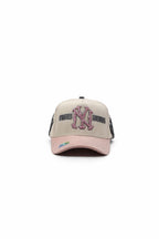 CAPS FANS "BEIGE/ROSA VISERA DE GAMUZA UNISEX"