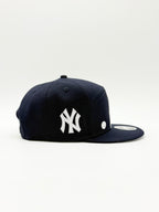 NEW ERA MLB BATTERMAN SPLIT PANEL 9FIFTY SNAPBACK EN COLOR AZUL MARINO CON DETALLES GRISES.