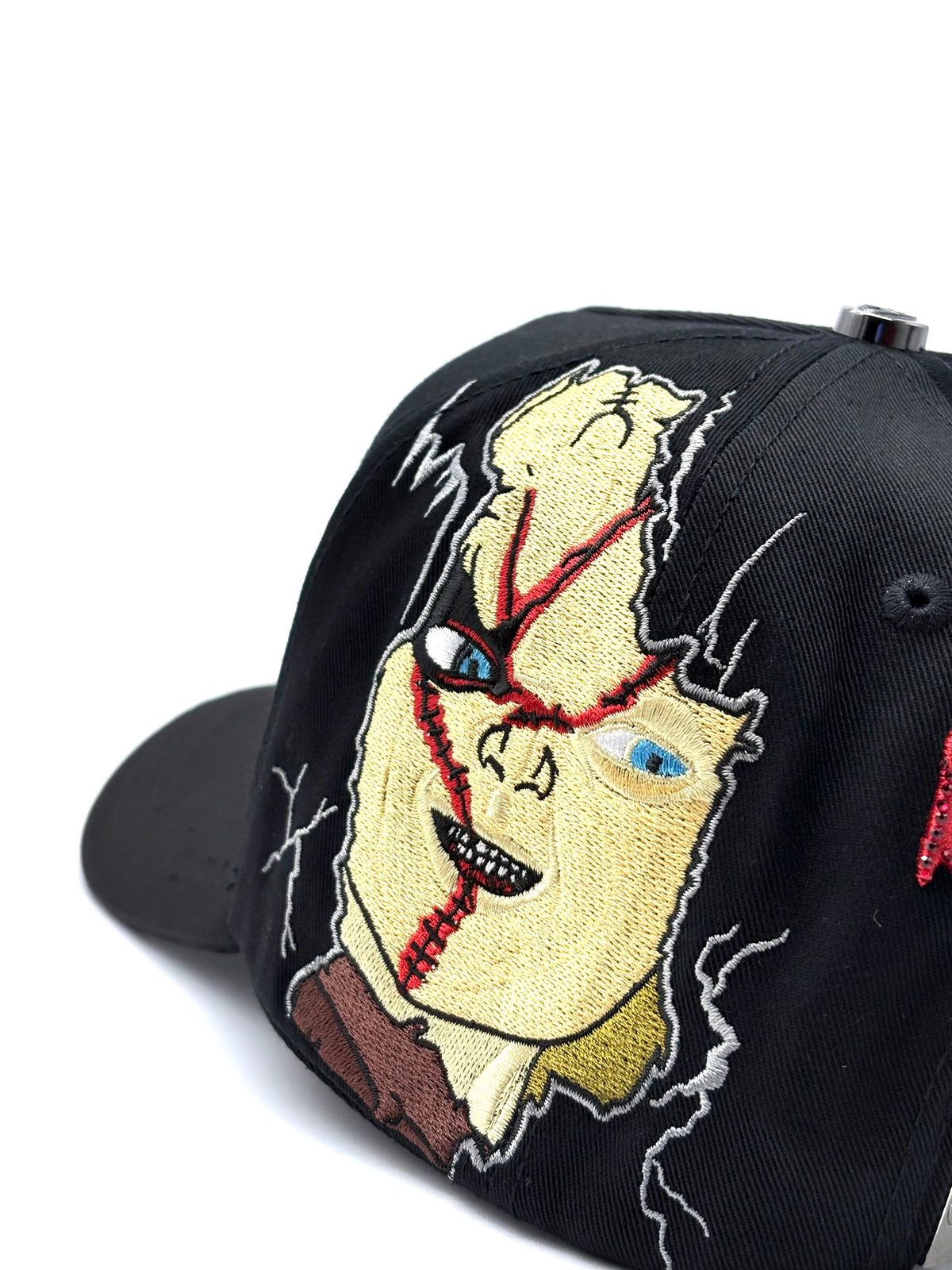 CAPS' FANS  "NY CHUCKY"