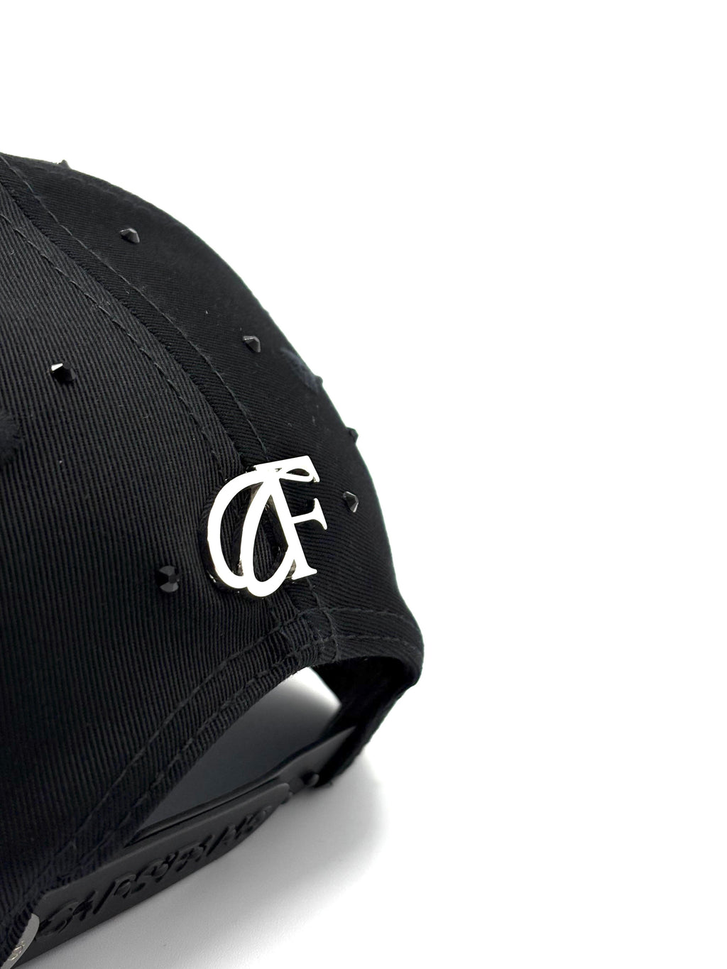 CAPS FANS  "JUNIOR H BLACK/PINK CRYSTALS EDITION"