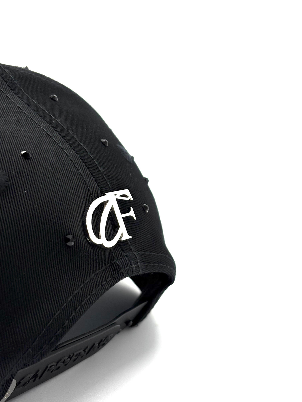 CAPS FANS  "JUNIOR H BLACK/PINK CRYSTALS EDITION"