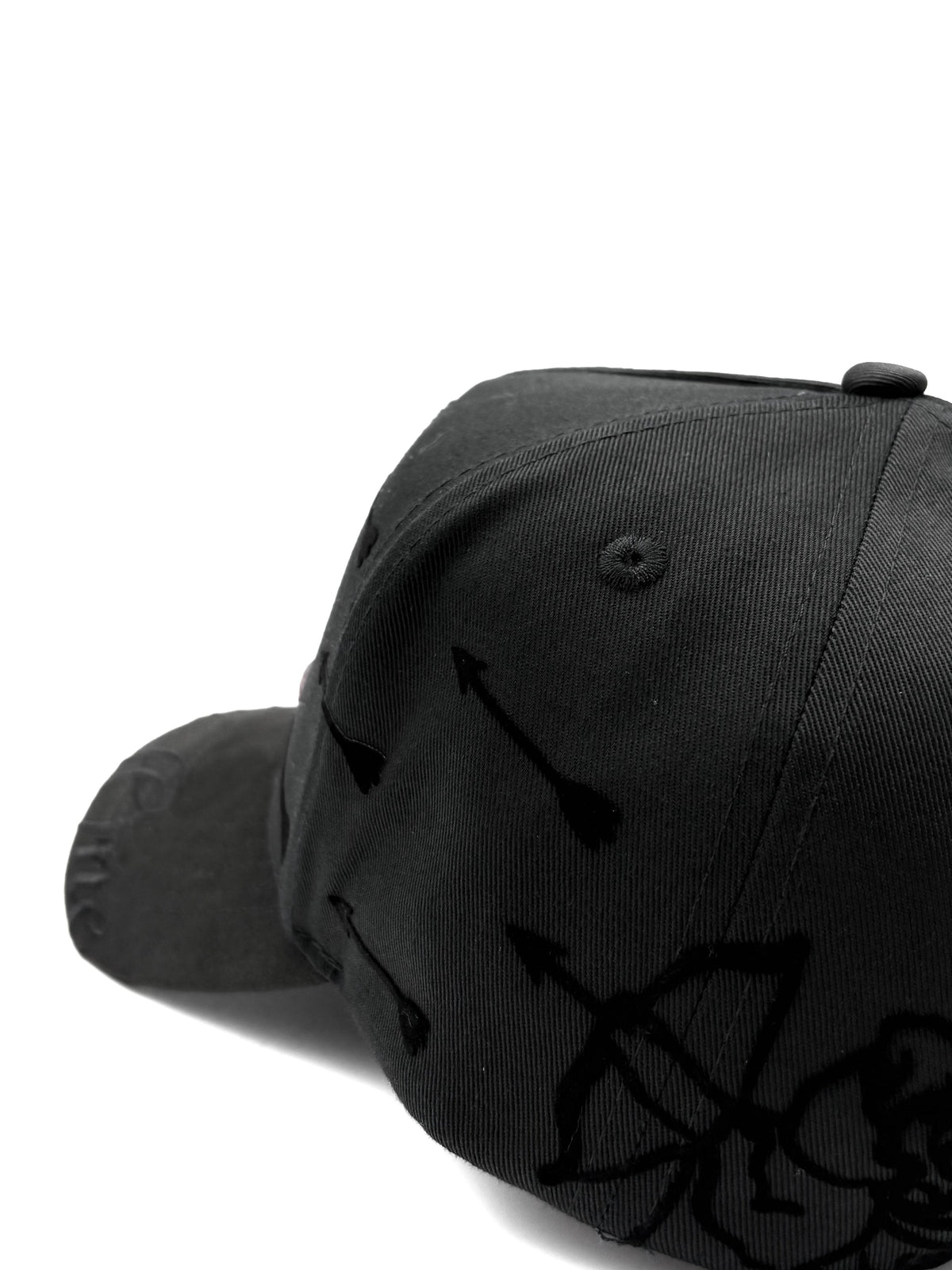 31 HATS  "NY SWEETHEARTS"