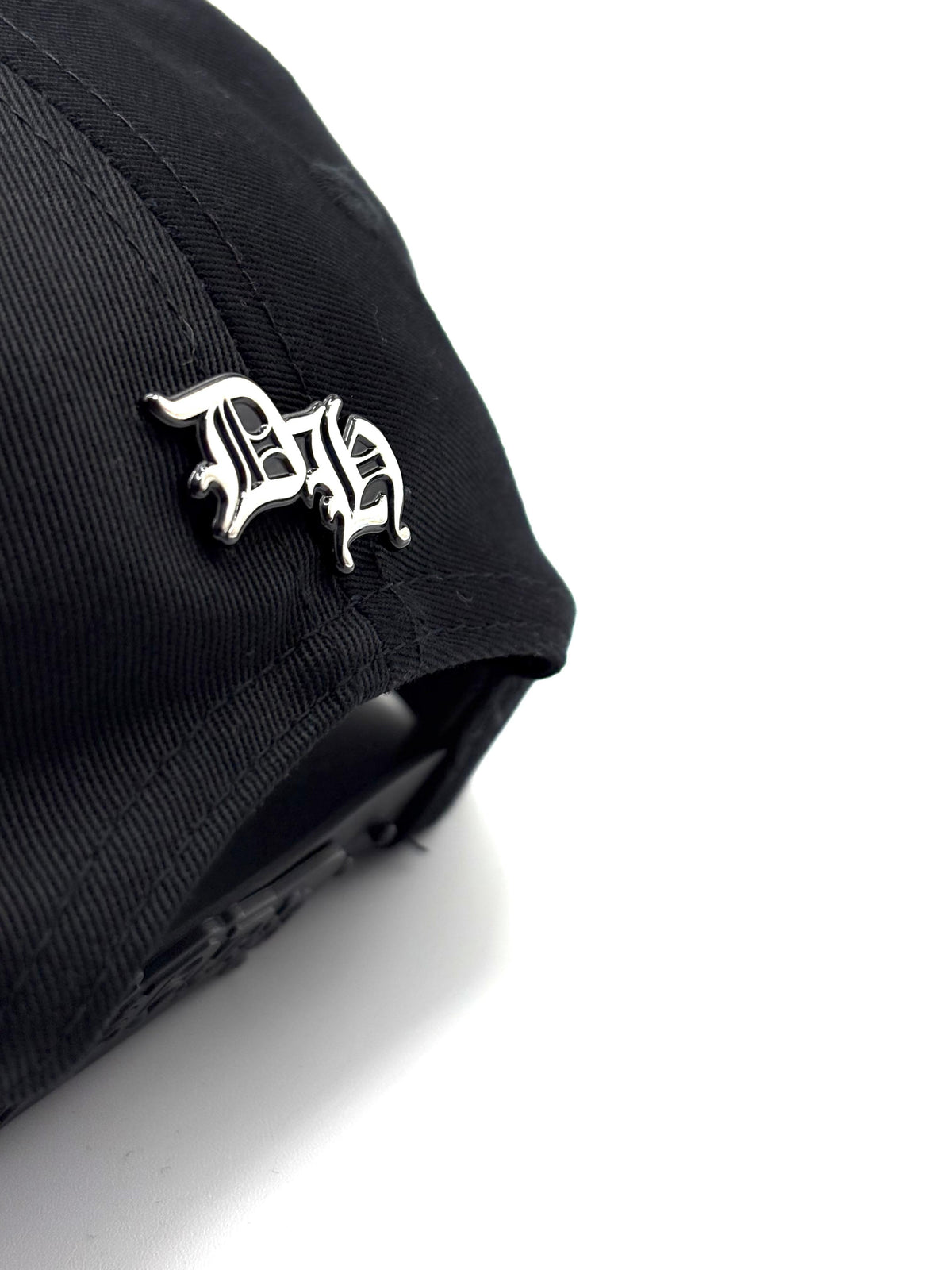 DANDY HATS  "oNYx"