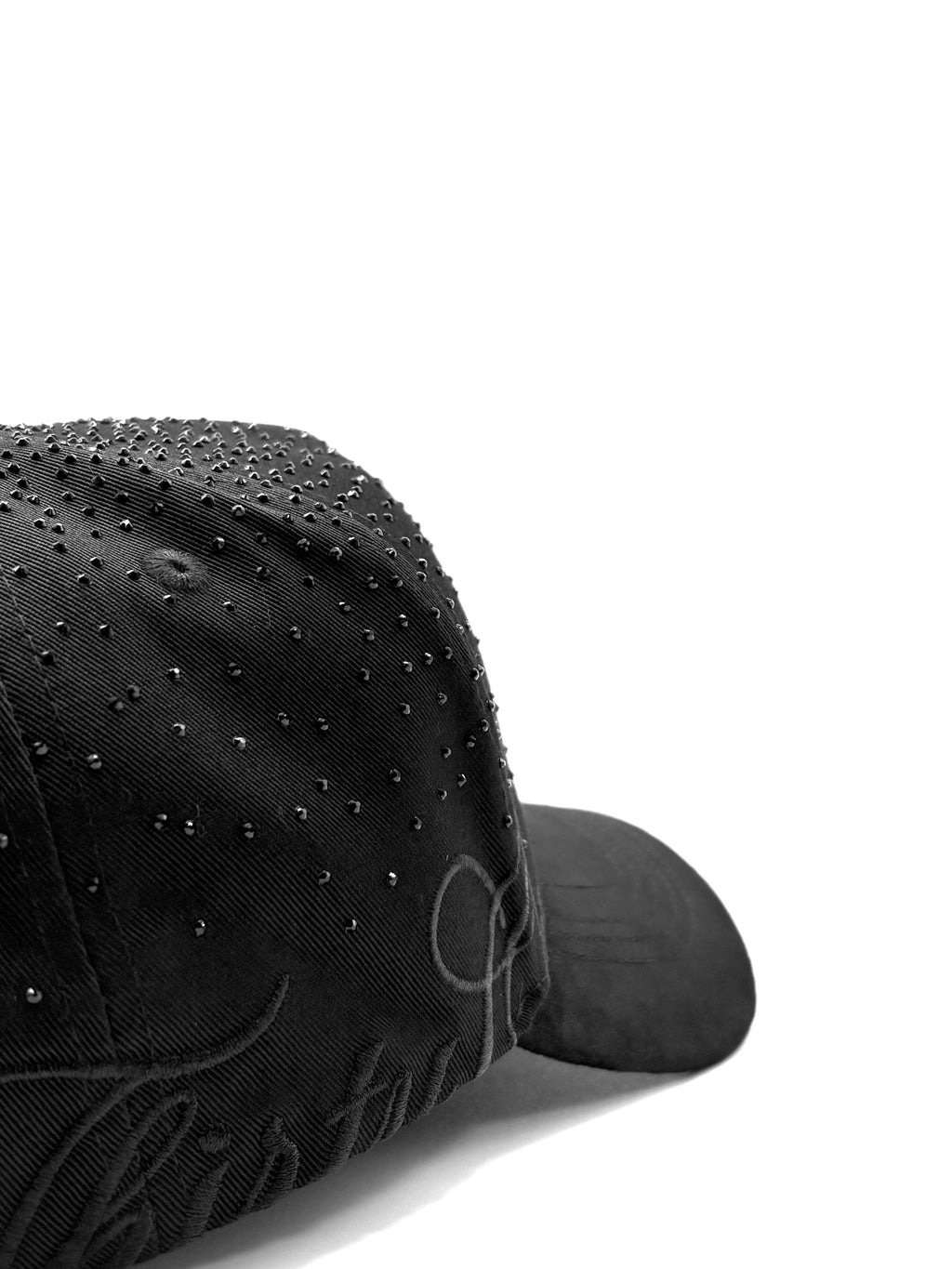 31 HATS  "FOREVER BLACK"