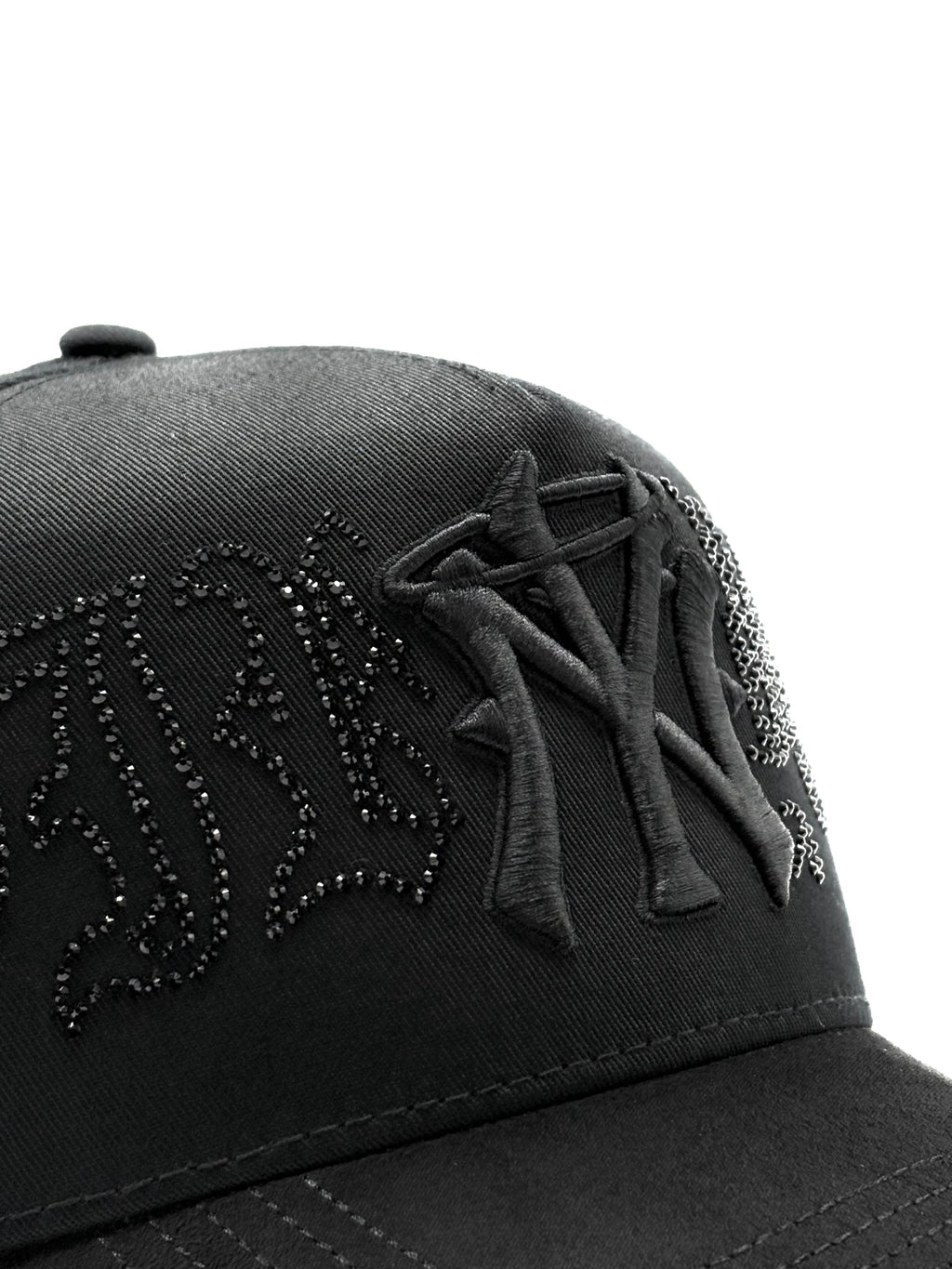 31 HATS  " NY CRYSTALS BLACK "